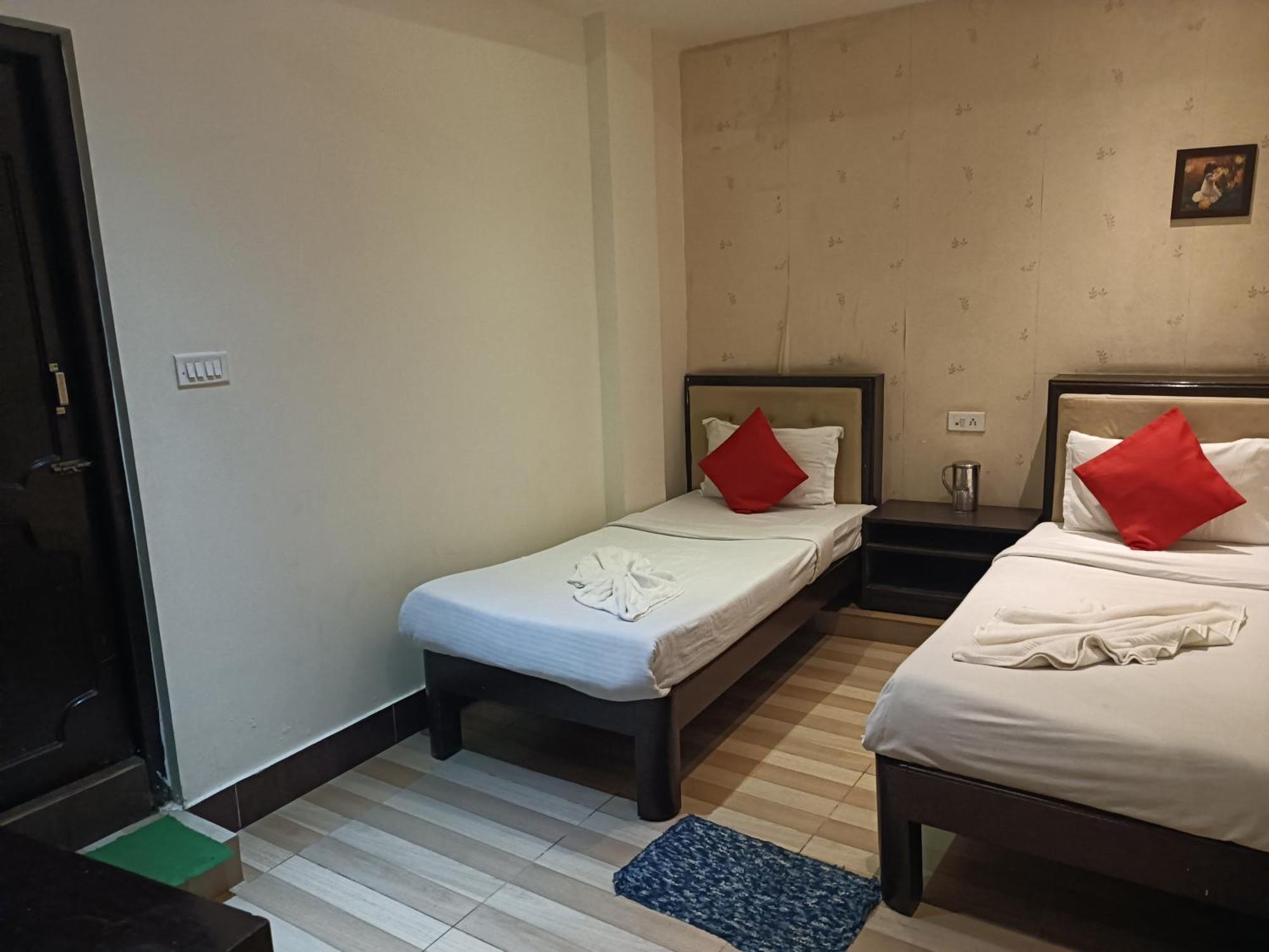 Hotel Serene Шиллонг Екстер'єр фото