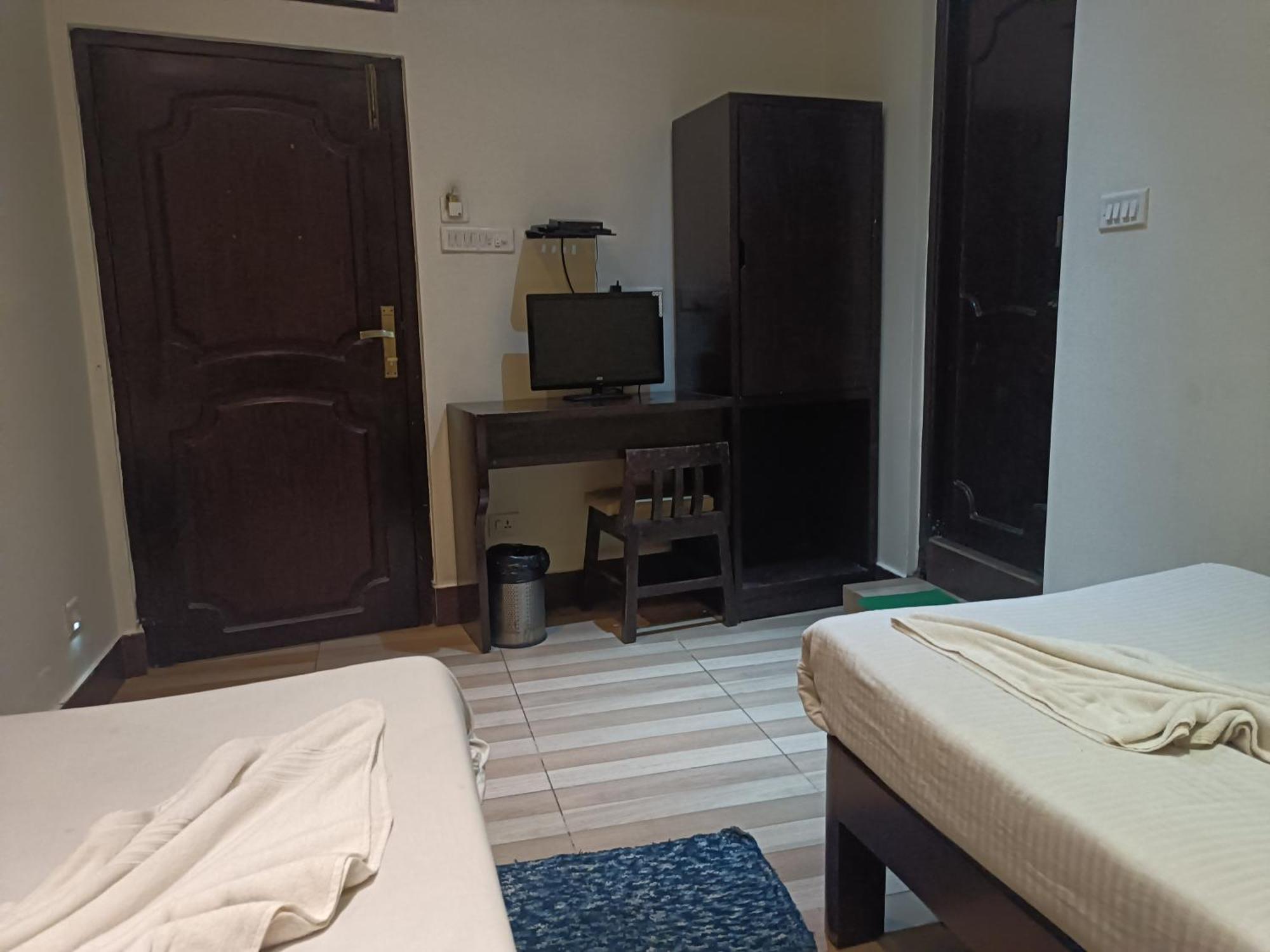 Hotel Serene Шиллонг Екстер'єр фото
