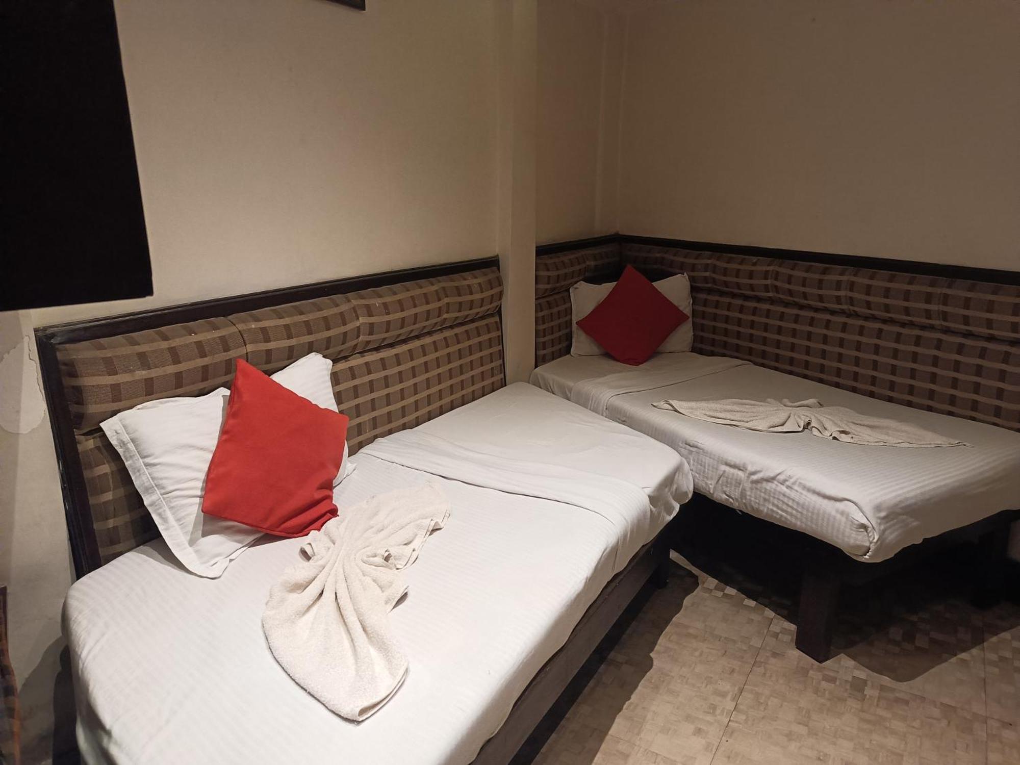 Hotel Serene Шиллонг Екстер'єр фото